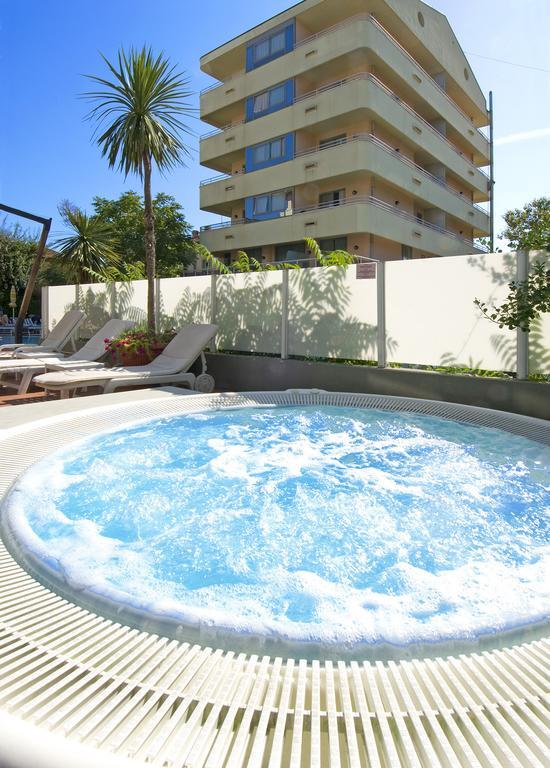 Ferretti Family Madison - Hotel Cattolica