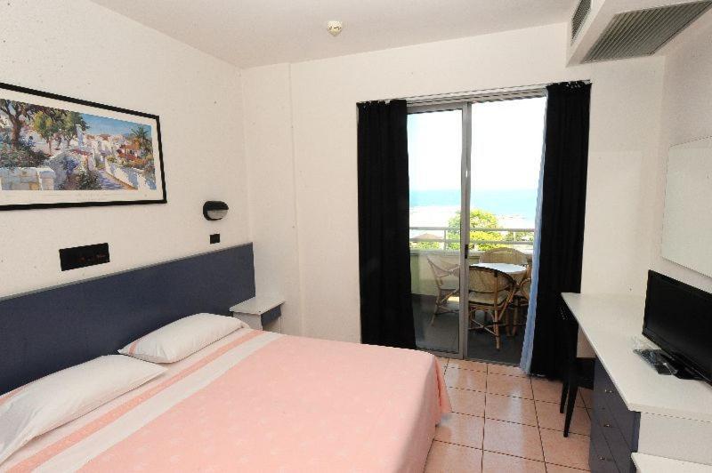 Ferretti Family Madison - Hotel